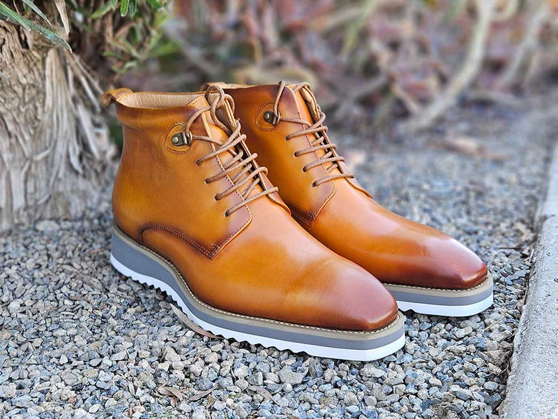 Carrucci Cognac Burnished Calfskin Lace-Up Men&