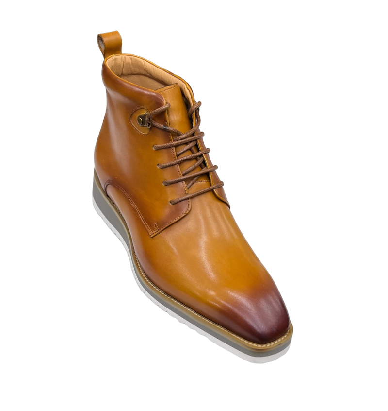 Carrucci Cognac Burnished Calfskin Lace-Up Men&