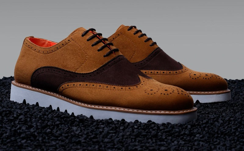 Cognac and brown lace-up wingtip suede men&